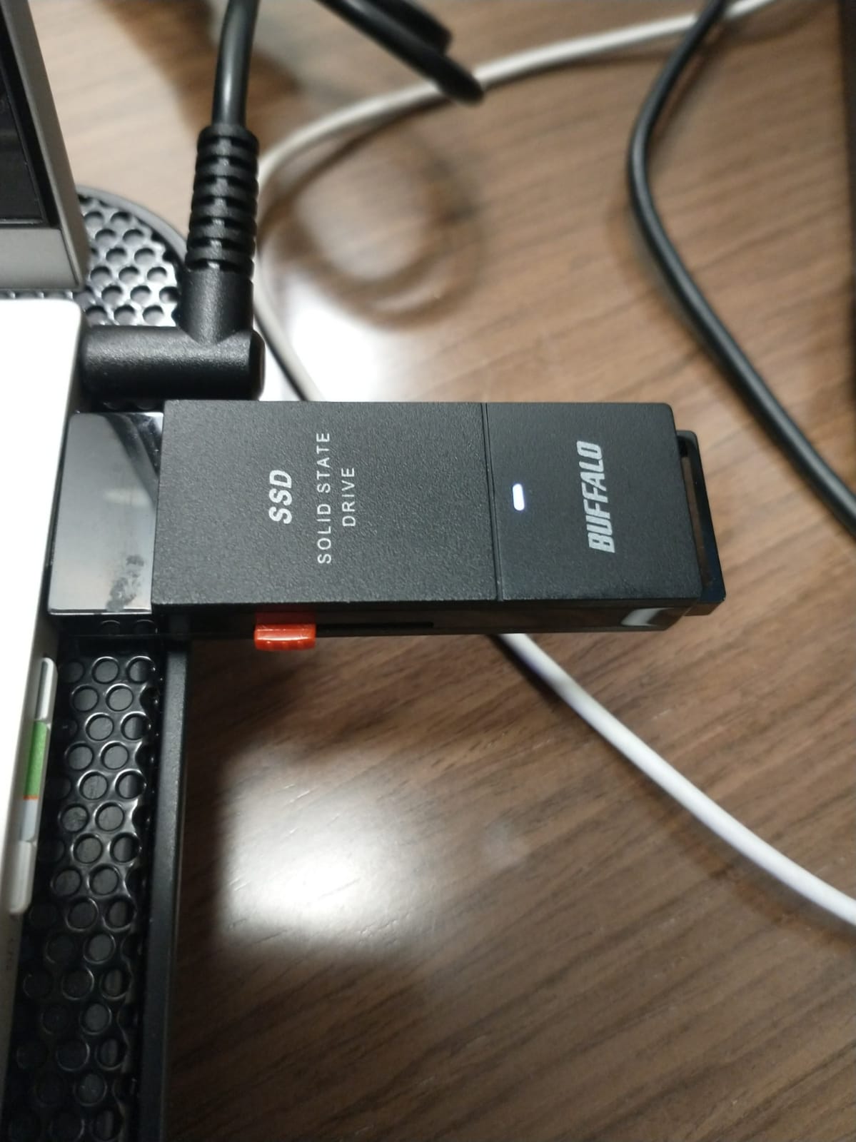 BUFFALO External SSD 1TB - Up to 600MB/s - USB-C - USB-A - USB 3.2 Gen 2 (Compatible with PS4 / PS5 / Windows/Mac) - External Solid State Drive Stick - SSD-PUT1.0U3B customer photo 1