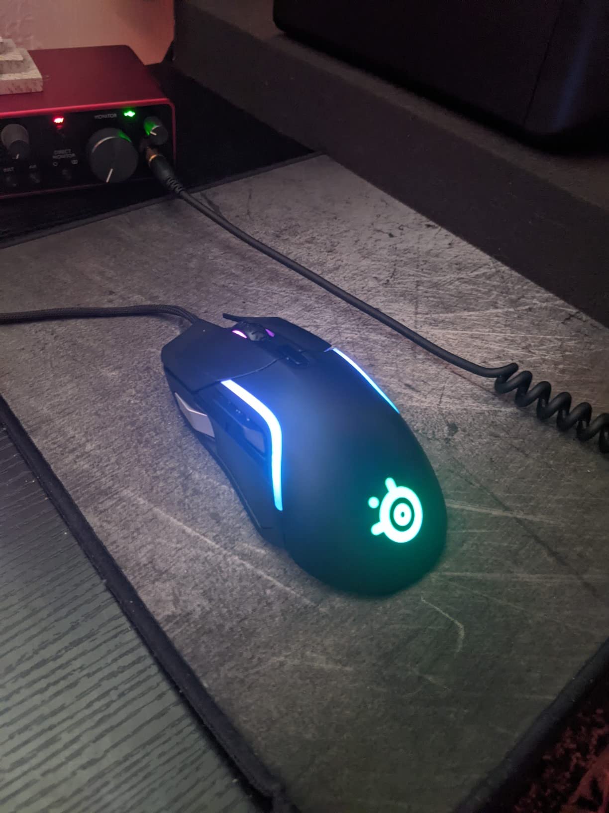 SteelSeries Rival 5 Gaming Mouse with PrismSync RGB Lighting and 9 Programmable Buttons – FPS, MOBA, MMO, Battle Royale – 18,000 CPI TrueMove Air Optical Sensor - Black customer photo 1