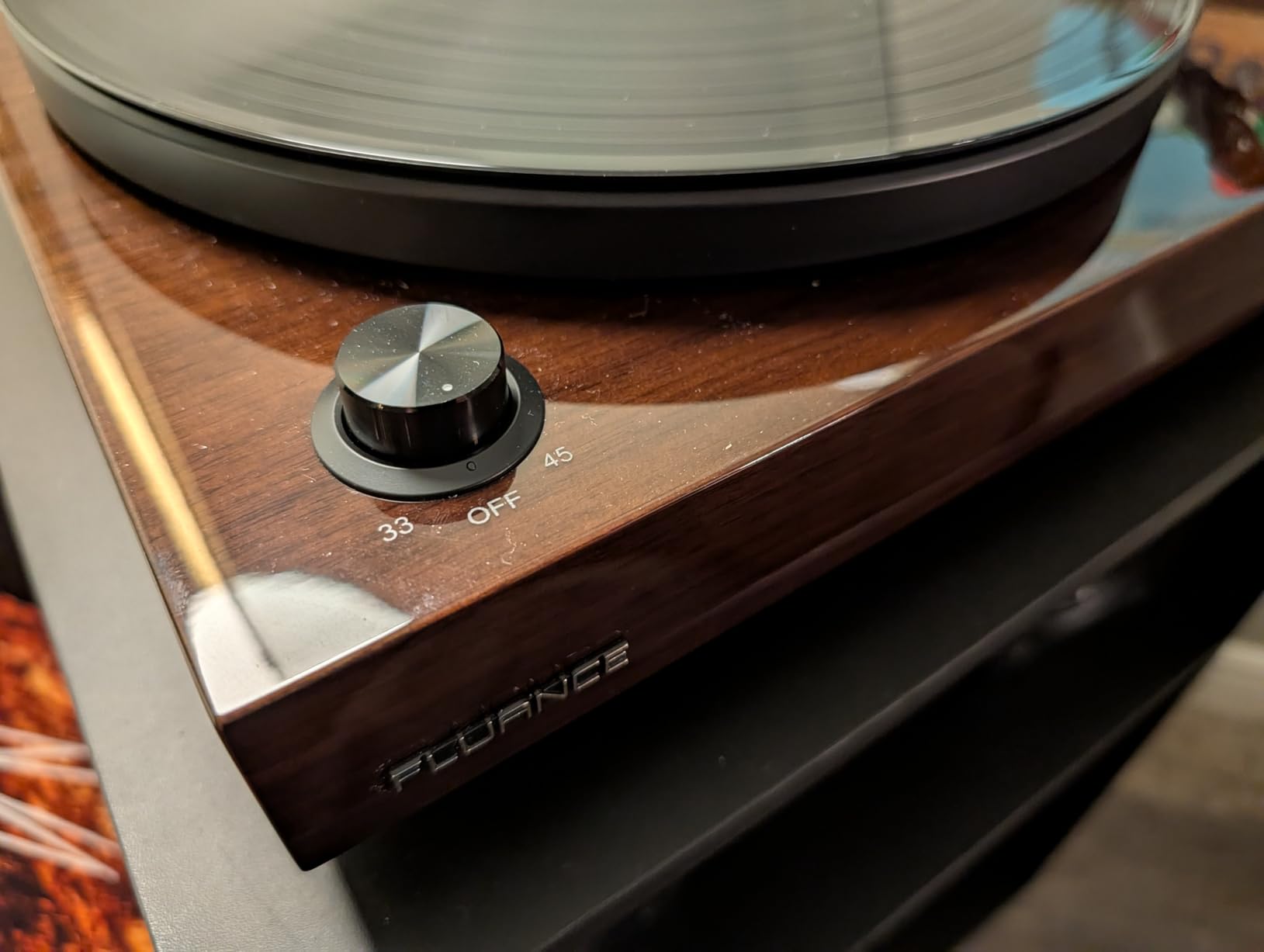 Fluance RT81 Turntable with AT95E Cartridge, Belt Drive, Built-in Preamp, Adjustable Counterweight - Piano White customer photo 1