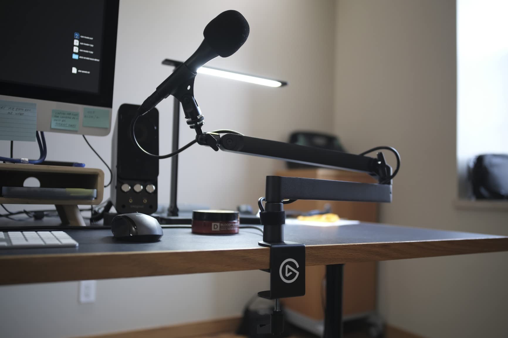 Elgato Wave Mic Arm Low Profile Microphone Boom Arm customer photo 2