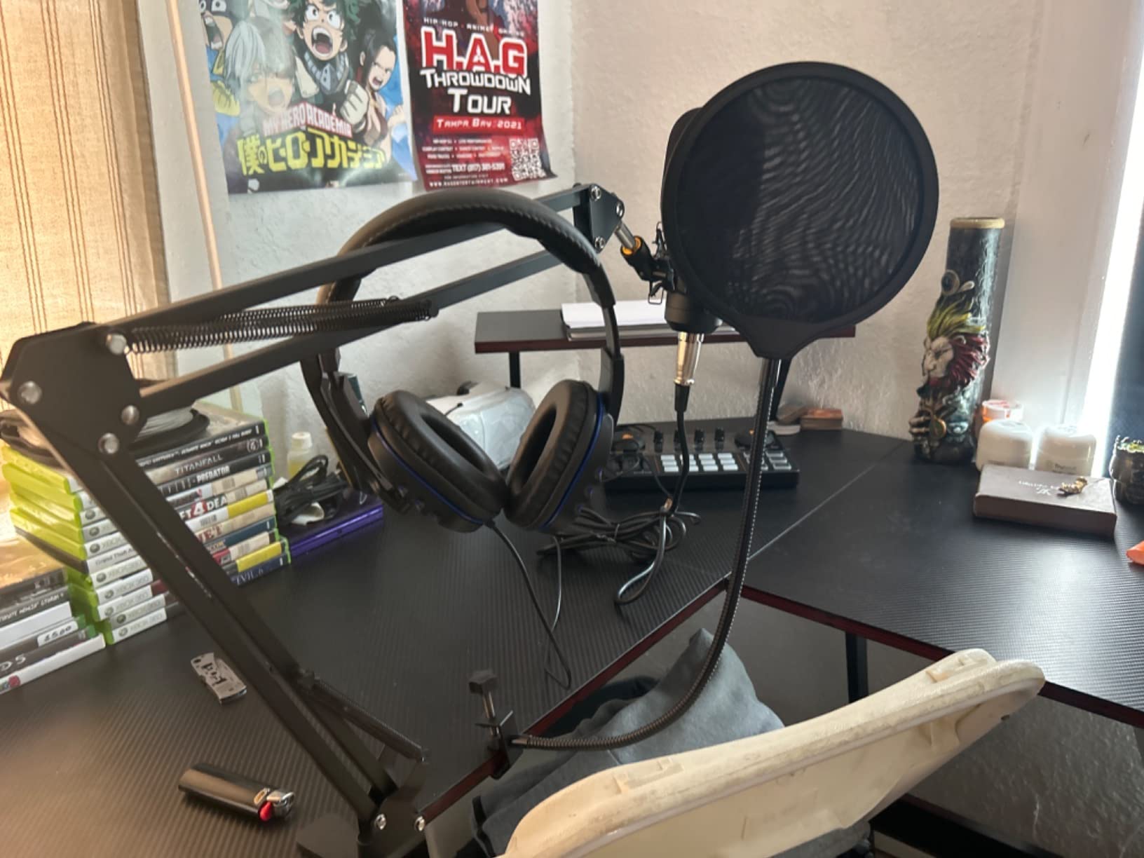 MAONO Podcast Equipment Bundle with Audio Mixer & 3.5mm Mic for Streaming customer photo 1