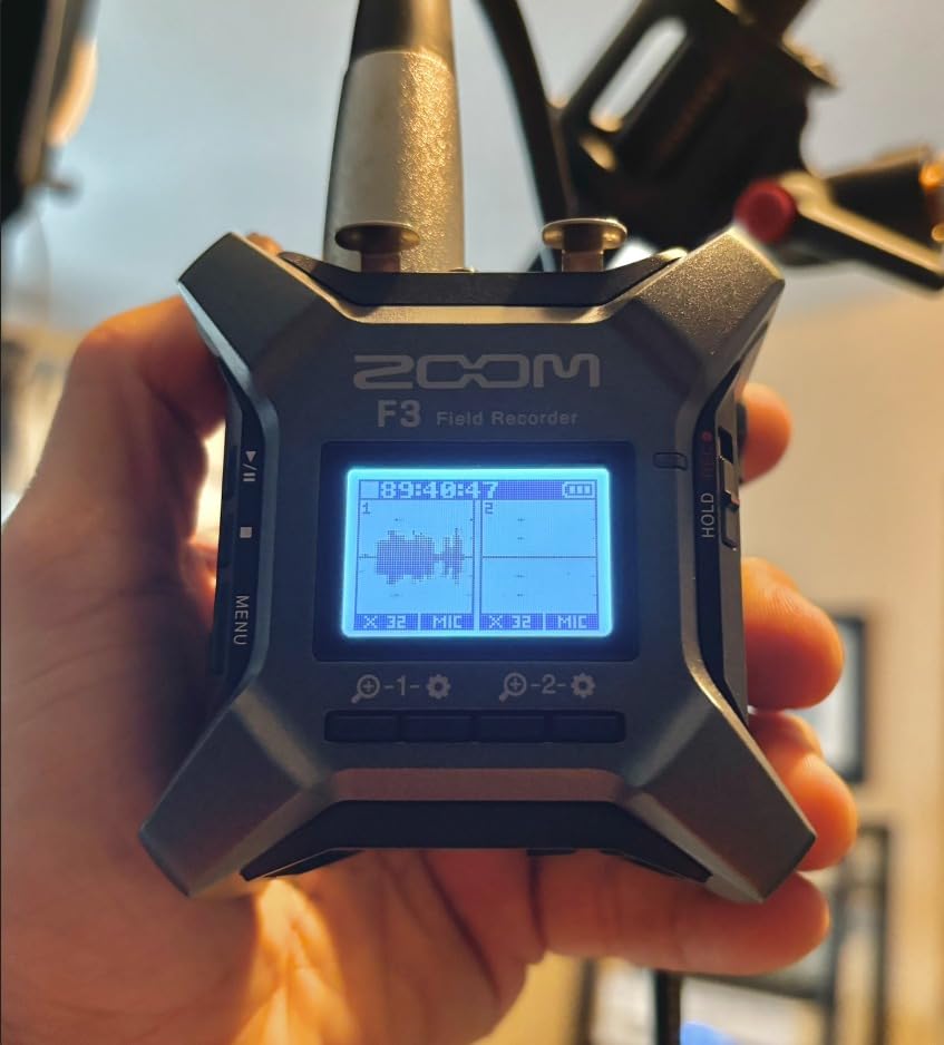 Zoom F3 Professional Field Recorder for Filmmakers & Musicians customer photo 2