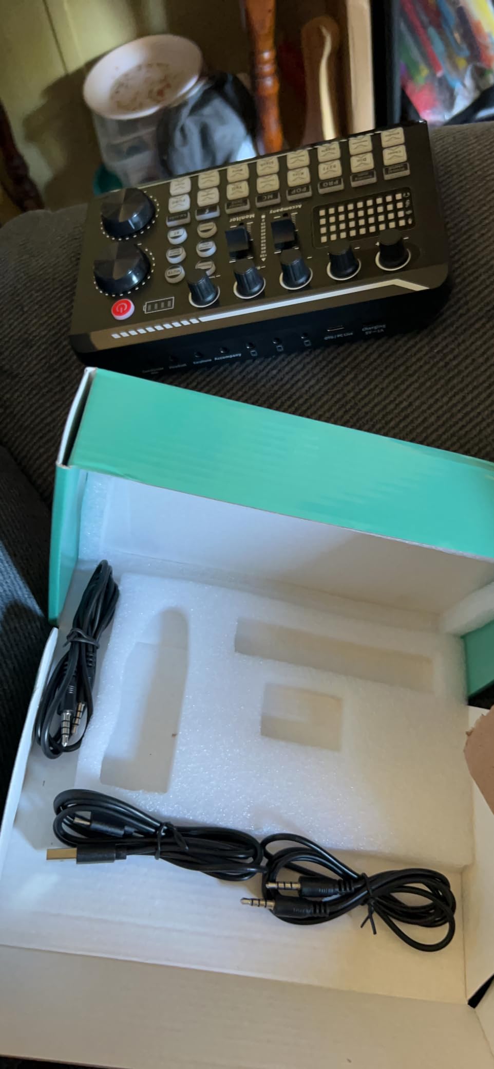 Podcast Equipment Bundle,BM800 Condenser Mic with Live Sound Card Kit customer photo 1