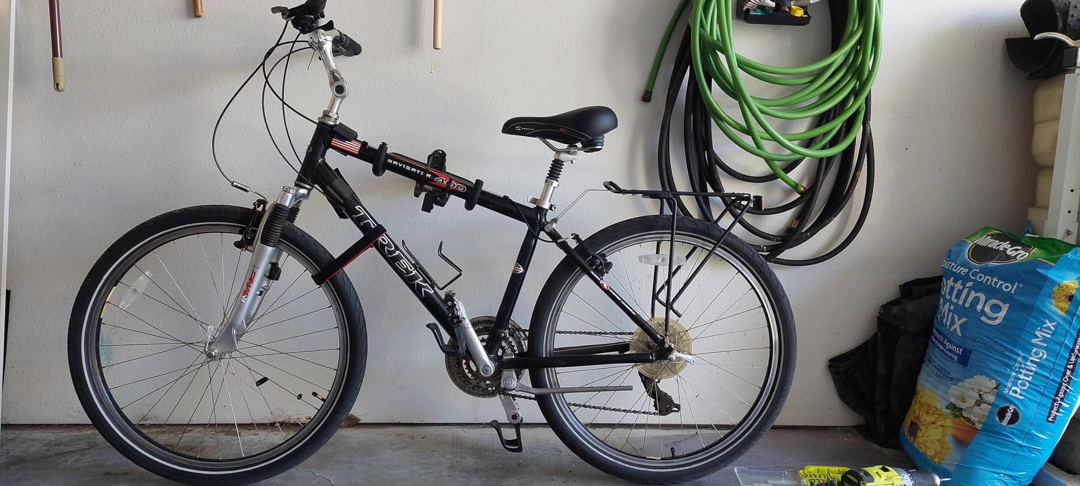Gootus Bike Wall Mount Hanger - Horizontal Bicycle Indoor Storage Rack customer photo 1