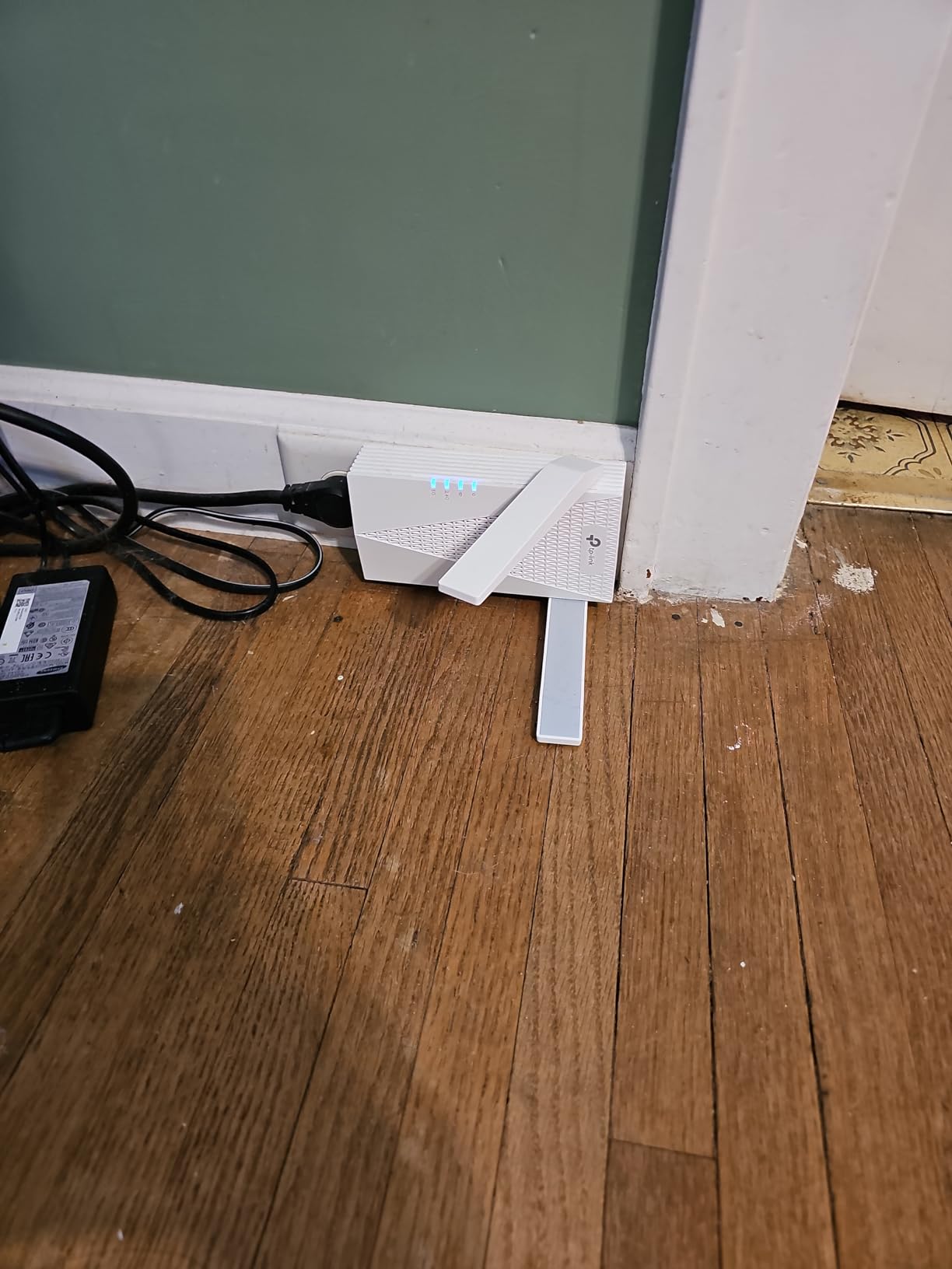 TP-Link AX3000 WiFi 6 Range Extender | PCMag Editor's Choice | Dual-Band Wireless Repeater w/Ethernet Port | Up to 2400 Sq. Ft., 64 Devices | Internet Signal Booster | APP Setup | EasyMesh (RE715X) customer photo 2