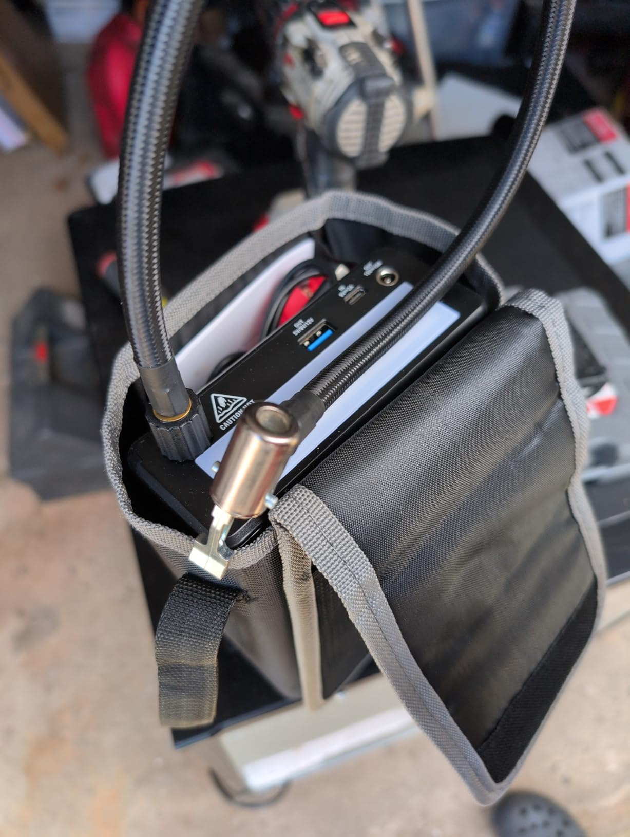 VTOMAN X7 Jump Starter with Air Compressor, 160PSI Auto-Off Tire Inflator customer photo 1