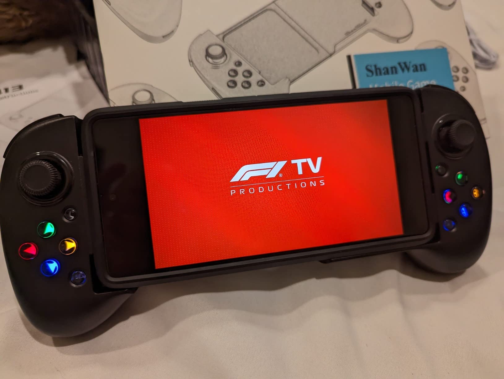 ShanWan Mobile Game Controller for iphone/Android with PHONE CASE Support, Bluetooth Wireless Gamepad - PS Remote Play, Xbox Cloud, Steam Link, GeForce NOW, MFi Arcade Games-Long Battery Life customer photo 1