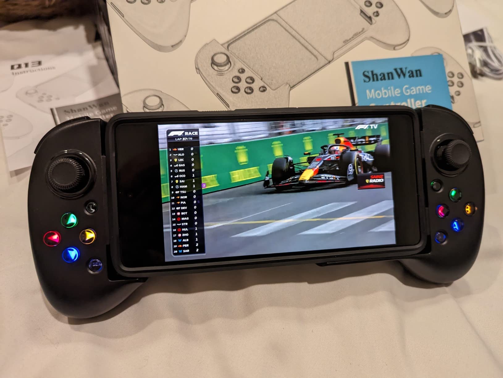 ShanWan Mobile Game Controller for iphone/Android with PHONE CASE Support, Bluetooth Wireless Gamepad - PS Remote Play, Xbox Cloud, Steam Link, GeForce NOW, MFi Arcade Games-Long Battery Life customer photo 2