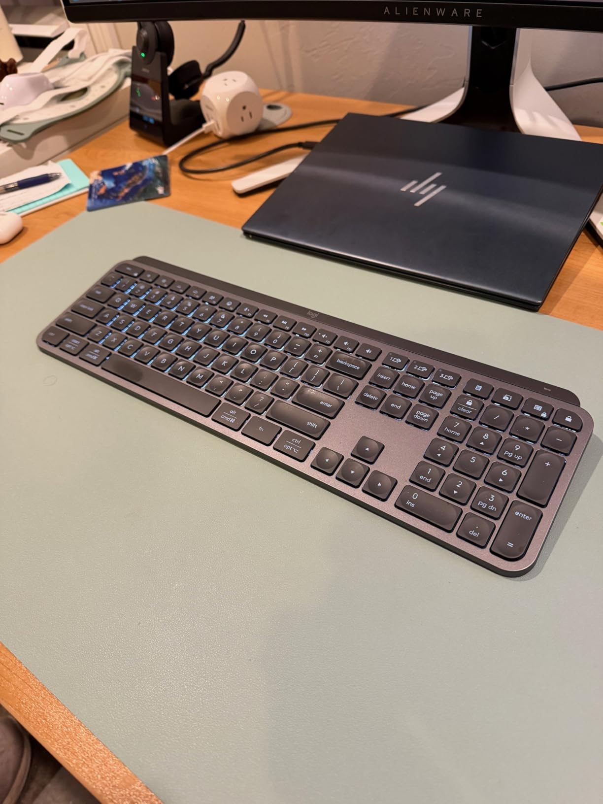 Logitech MX Keys S Combo Performance Wireless Keyboard and Mouse - Graphite customer photo 1