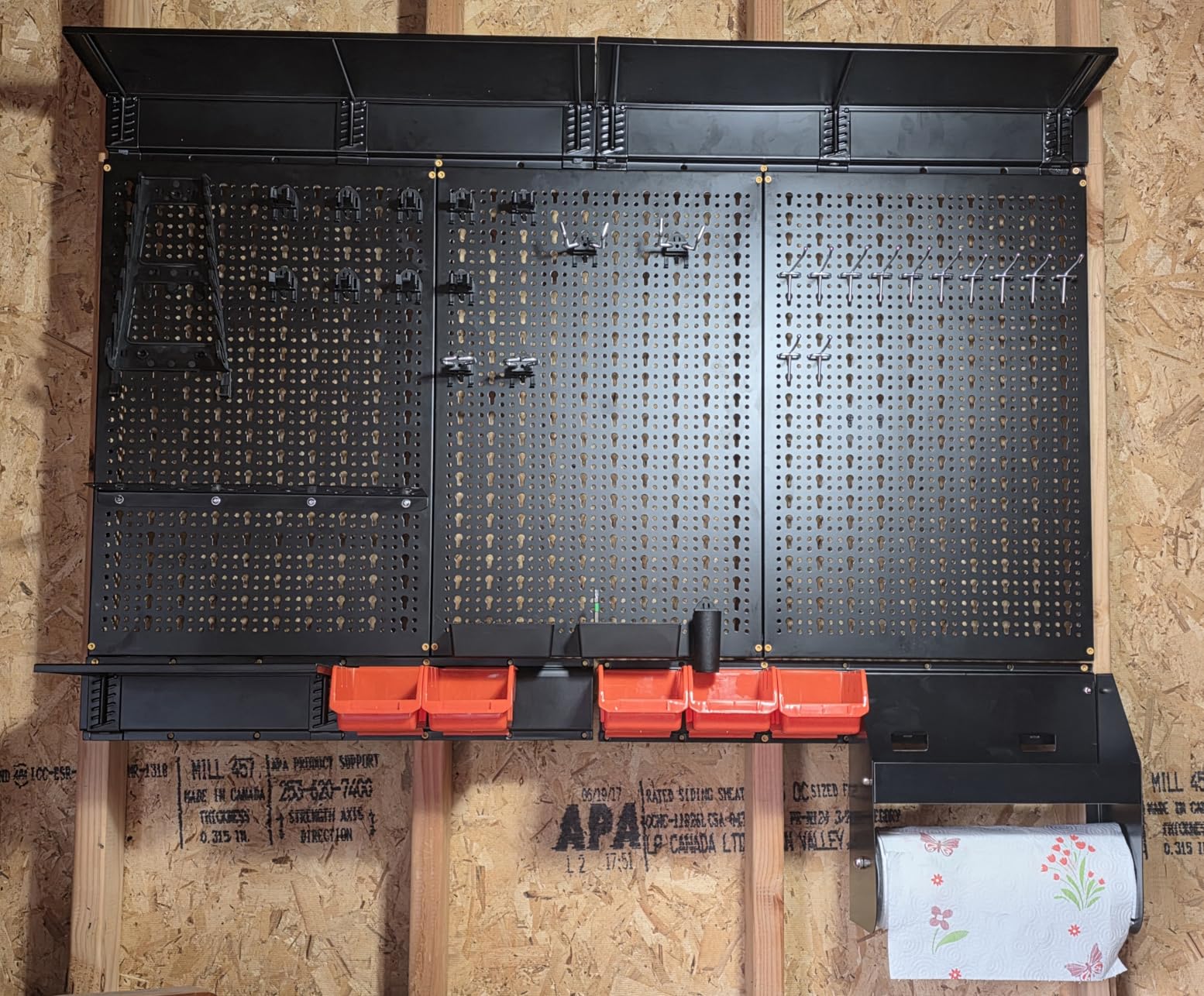 TORACK Metal Pegboard Wall Organizer 24x48 in, Tool Storage Pegboard, Black customer photo 1