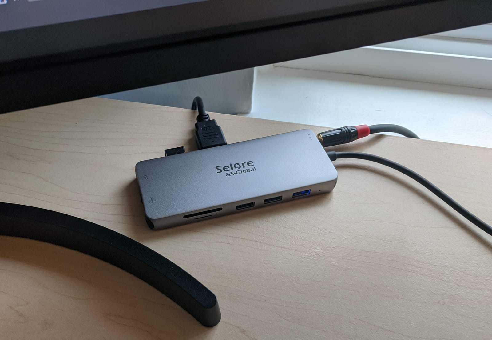Selore USB C Docking Station Dual HDMI Monitor Adapter USB C Hub 3 Monitors customer photo 1