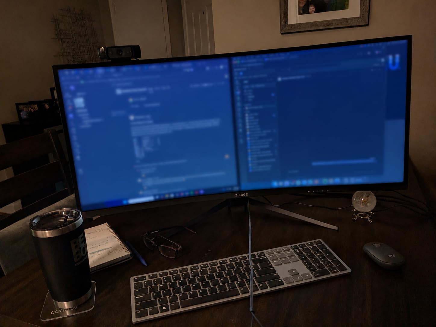 Z-Edge 27 inch Curved Gaming Monitor, QHD 1440P 165Hz 144Hz PC Screen customer photo 1
