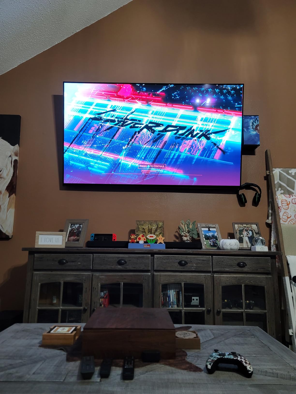Sony OLED 77 inch BRAVIA XR A80L Series 4K Ultra HD TV: Smart Google TV with Dolby Vision HDR and Exclusive Gaming Features for The PlayStation® 5 XR77A80L- 2023 Model,Black customer photo 1