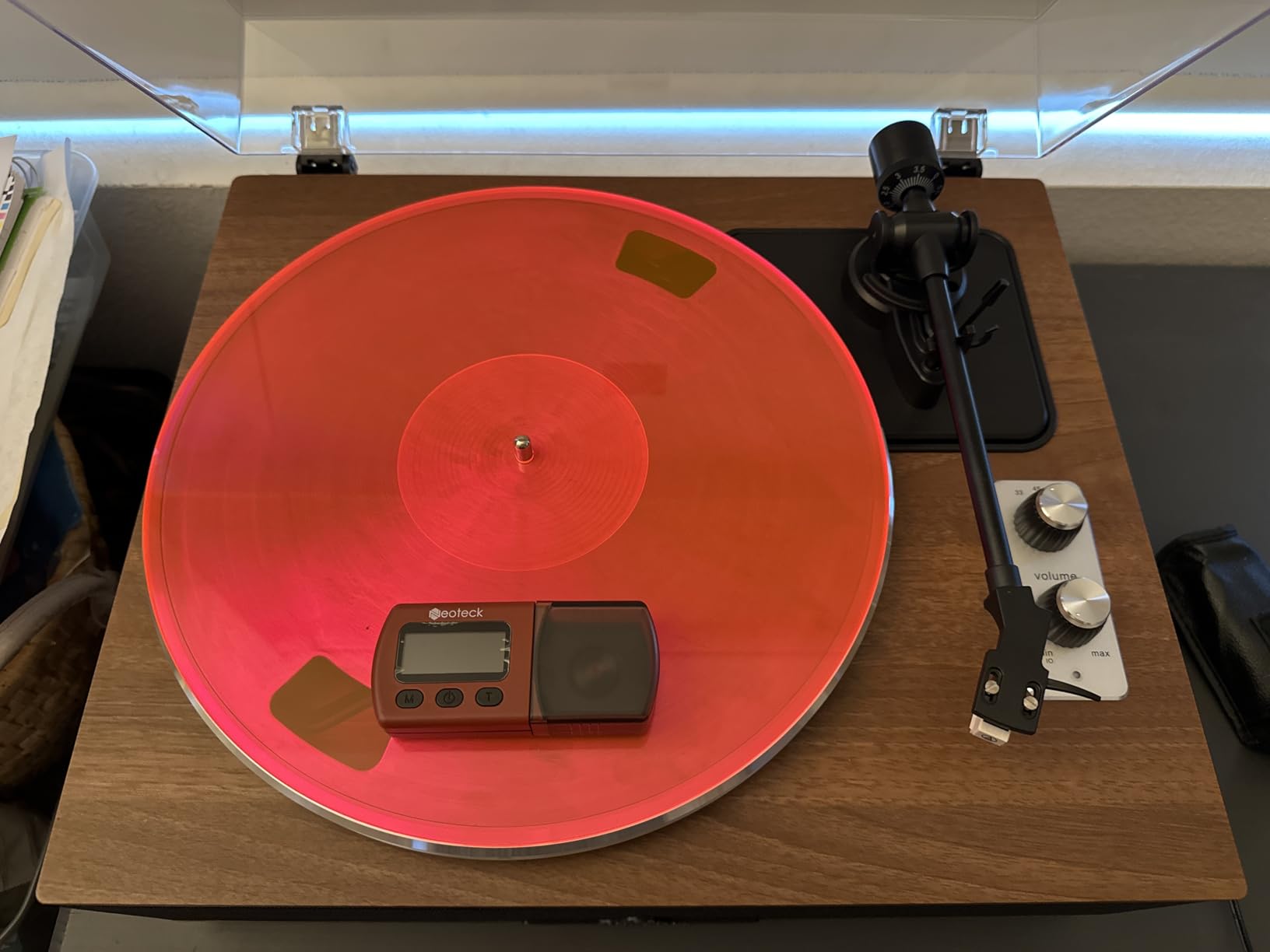 ANGELS HORN Bluetooth Vinyl Record Player with Built-in Speakers, AT-3600L customer photo 2