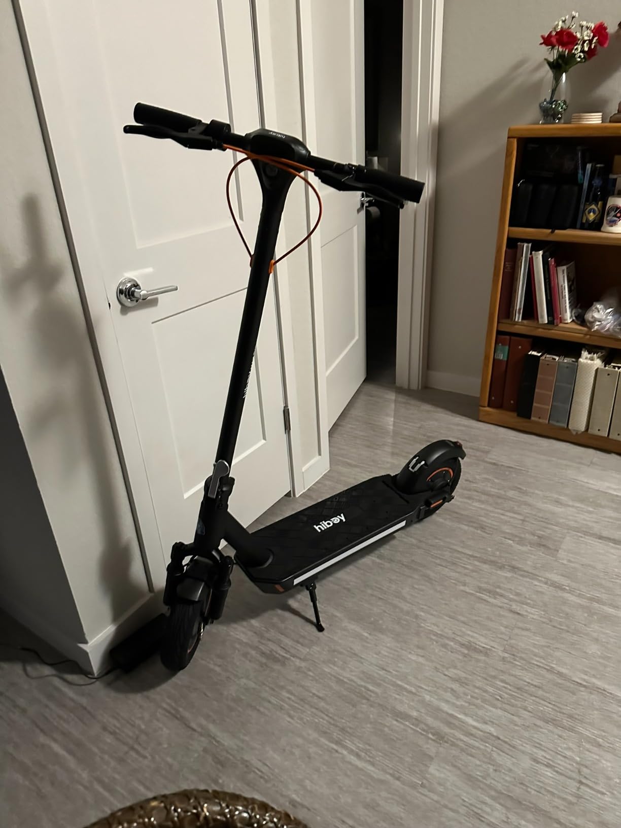 Hiboy MAX Pro Electric Scooter, 46.6 Miles & 22 MPH Commuting E-Scooter customer photo 2