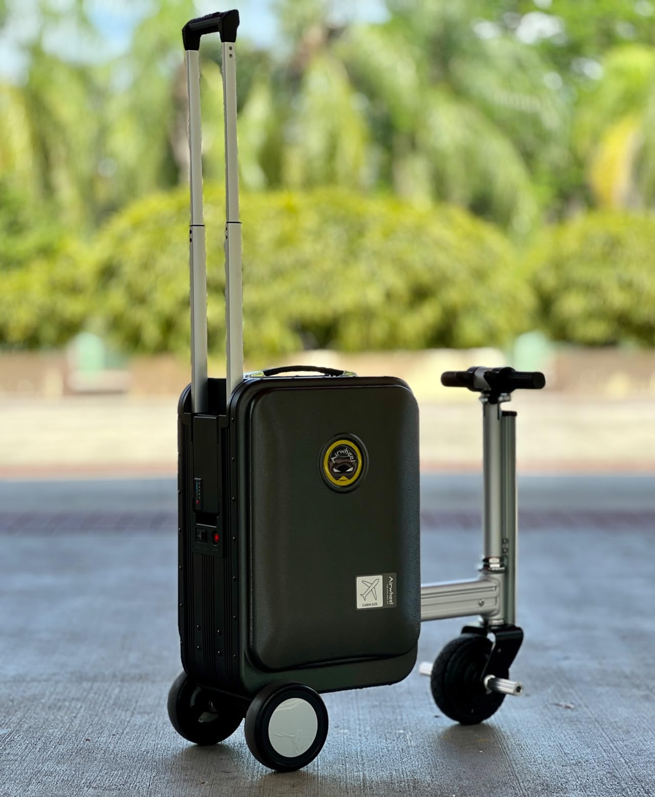 Airwheel SE3S Smart Rideable Suitcase Electric Luggage Scooter For Travel (black) customer photo 1