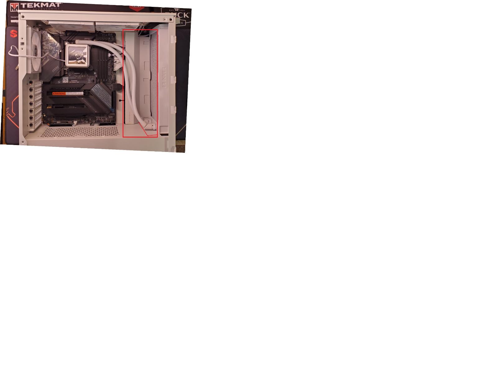 Corsair 3000D Airflow Mid-Tower PC Case – 3-Pin Fans – Four-Slot GPU Support – Fits up to 8X 120mm Fans – High-Airflow Design – White customer photo 1