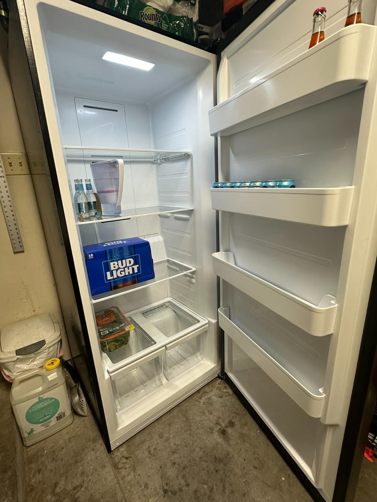 KoolMore 21 cu. ft. Upright Convertible Freezer/Refrigerator, 2-in-1 Appliance, Great Storage for Fresh or Frozen Food and Drinks, Clear Shelves and Drawers [Silver] (KM-RUF-21S) customer photo 2