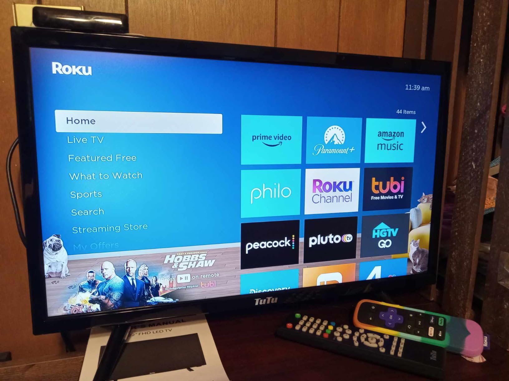 TuTu 22 Inch FHD TV, 2K LED Small Flat Screen Non-Smart Television, Works with Apple TV, Fire Stick, Roku, Google, TiVo, Xumo, and Streaming Devices customer photo 2