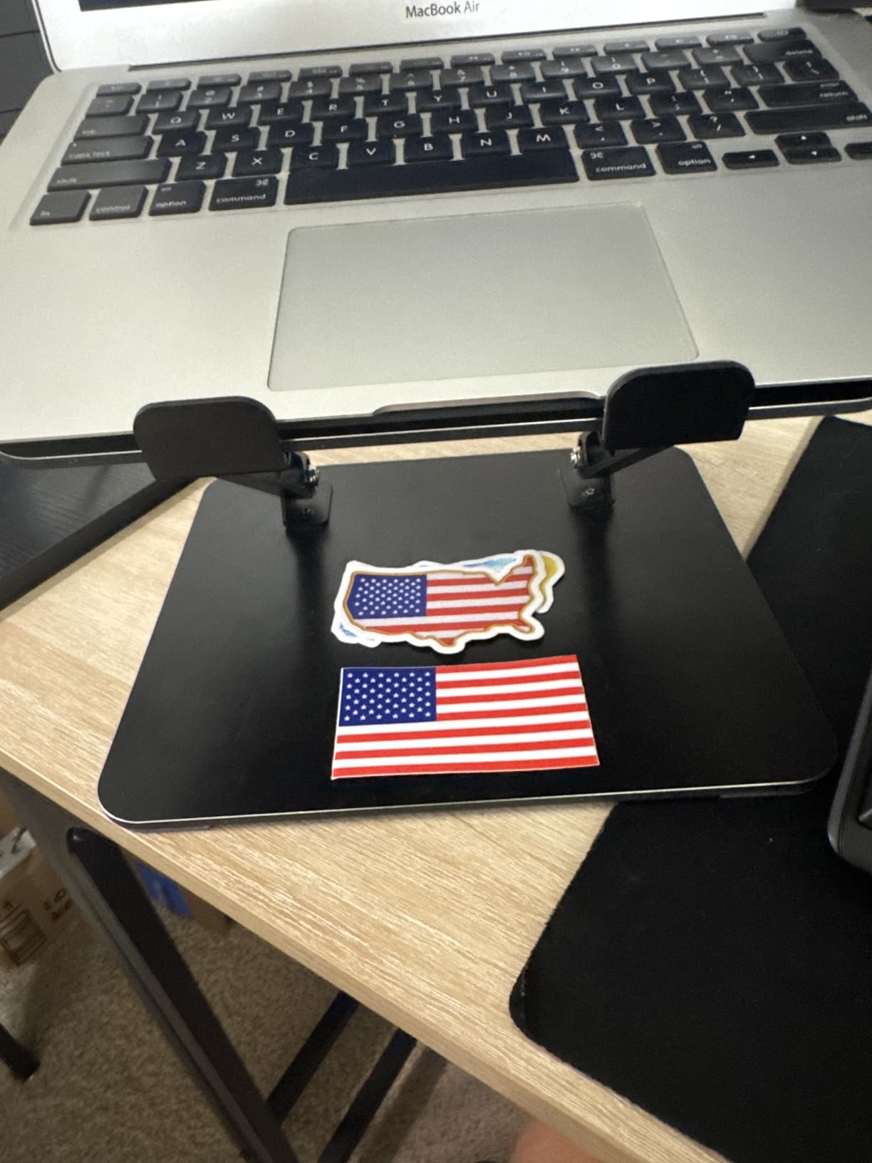 Adjustable Laptop Stand for Desk, Metal Laptop Riser Holder customer photo 1