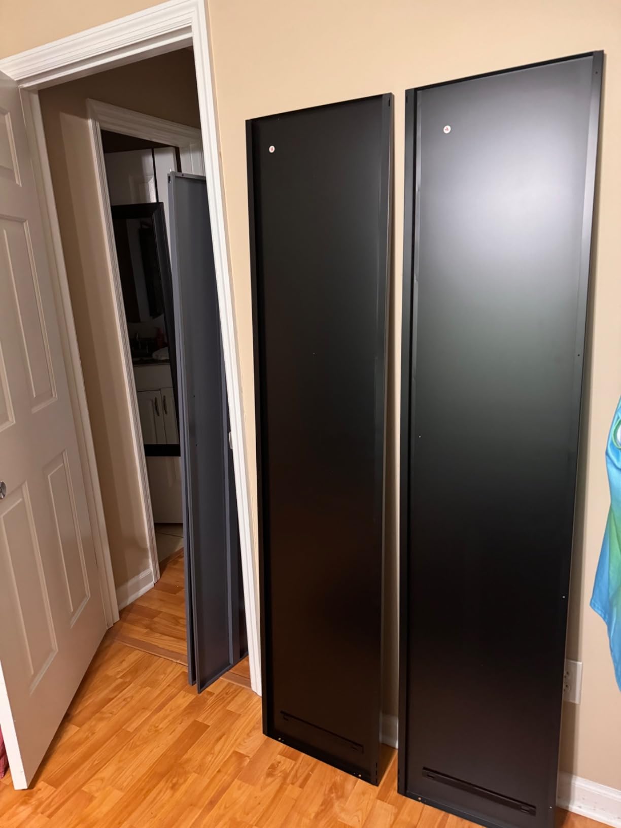 SISESOL Wide & Deep Metal Storage Cabinet with 2 Doors and 5 Adjustable Shelves,72x36x18 Garage Storage Cabinet,Tall Black Locking Metal Cabinets with Lock,Steel Locked Cabinets for Home,Office,Garage customer photo 1