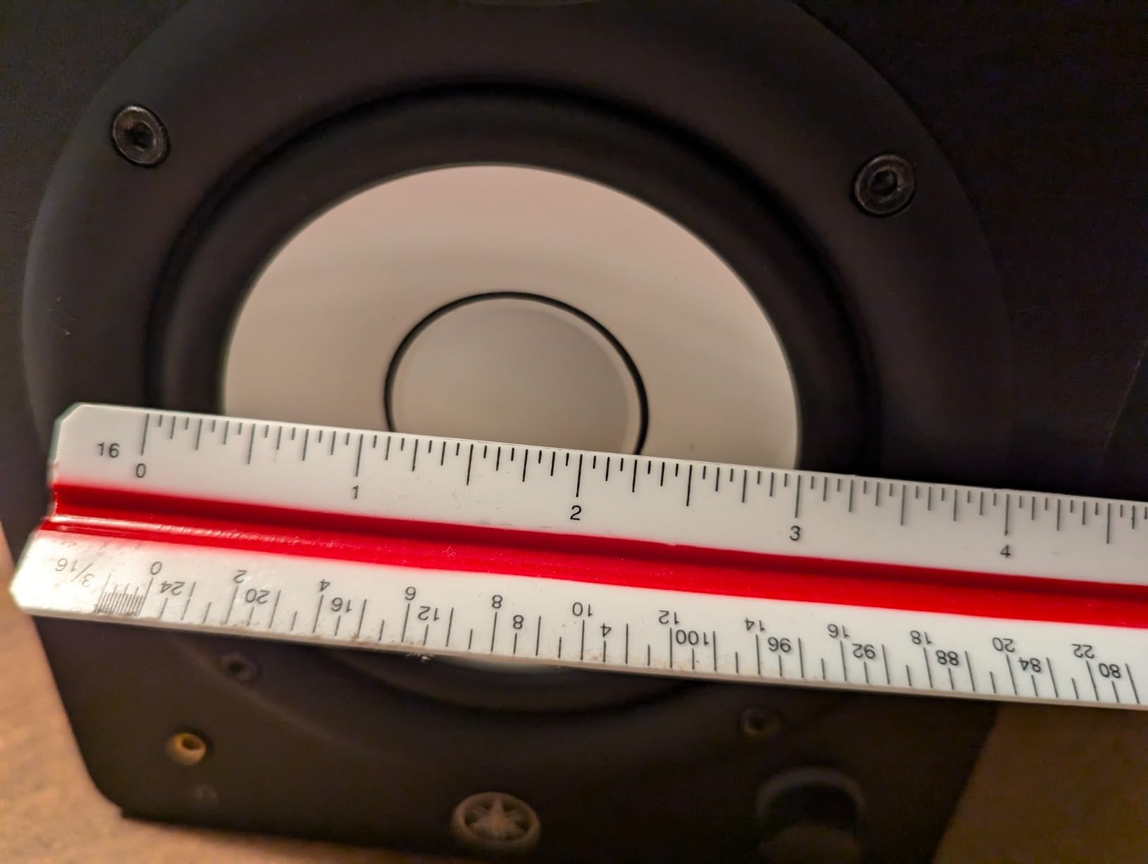 Yamaha HS3 Powered Studio Monitor in Black, Pair (HS3 B) customer photo 2