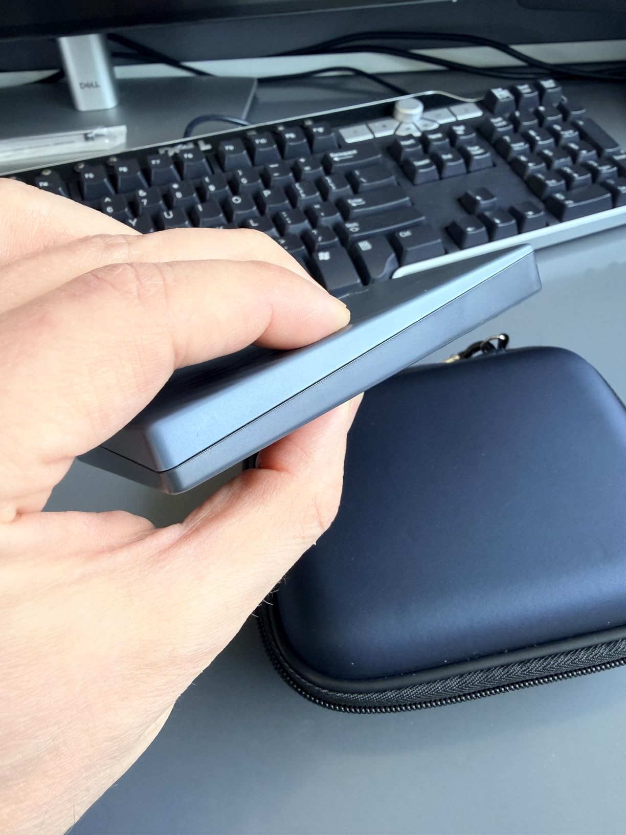 WD 2TB My Passport Portable Hard Drive, Works with USB-C and USB-A, Windows PC, Mac, Chromebook, Gaming Consoles, and Mobile Devices, Backup Software and Password Protection - WDBWML0020BGY-WESN customer photo 2