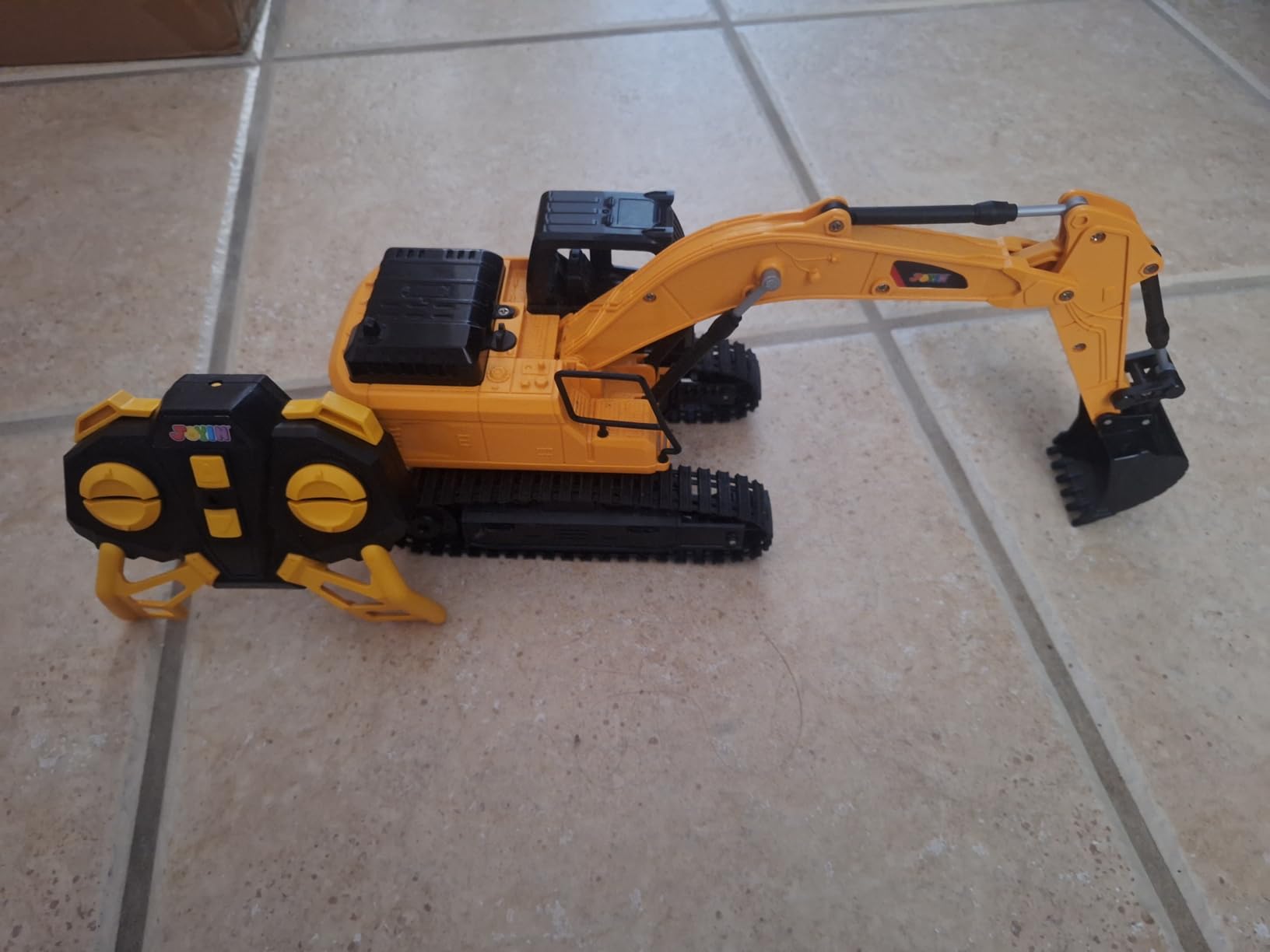 JOYIN Remote Control Excavator Toys for Boys, 2.4Ghz RC Play Excavator with Light, Construction Toys for Boys Birthday Gift 4-7 8-12 Year Old Kids customer photo 2