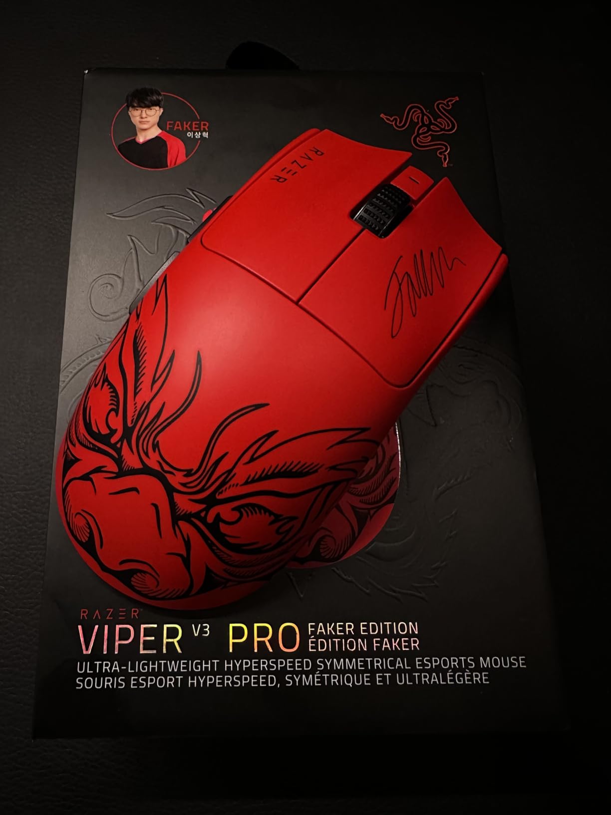 Razer Viper V3 Pro Wireless Esports Gaming Mouse, 55g Lightweight, White customer photo 2