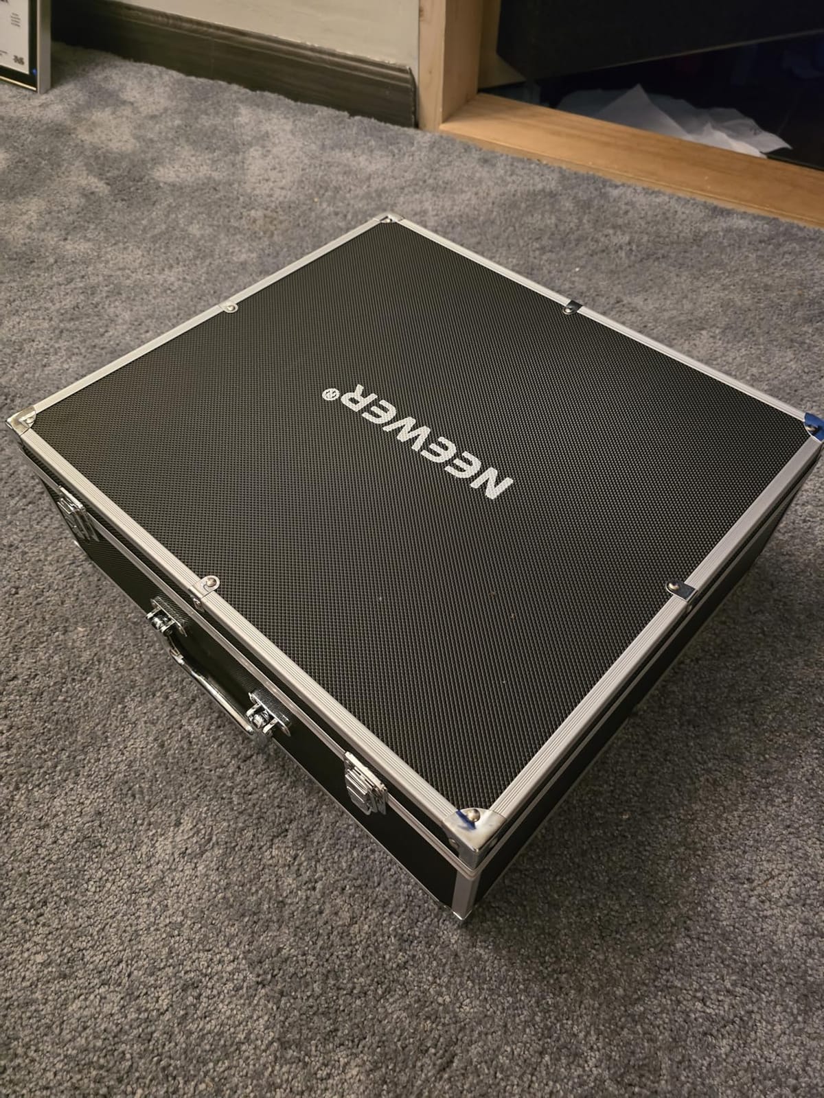 Neewer Teleprompter X14 III with RT113 Remote/App Control, 45° Tilt 14