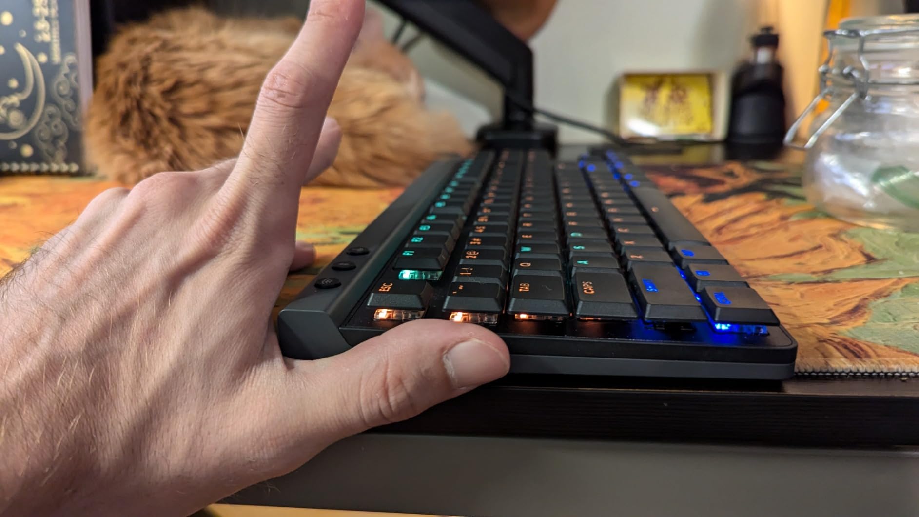 Logitech G515 Lightspeed TKL Wireless Gaming Keyboard (Tactile) - Black customer photo 2