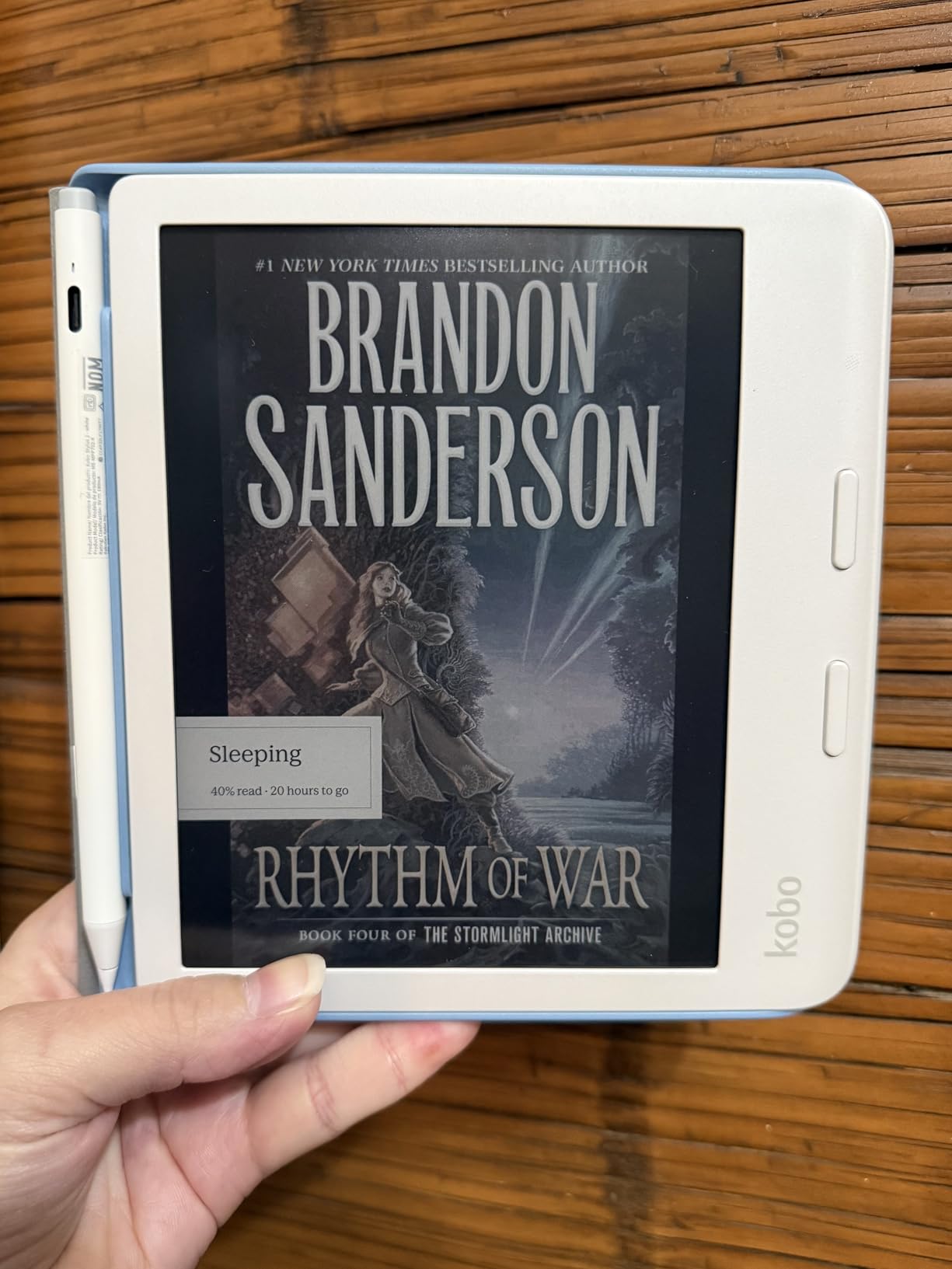 Kobo Libra Colour eReader, 7” Color E Ink, Waterproof, White | 7” Color E Ink Kaleido 3, Dark Mode, Waterproof, eBooks, Audiobooks, Recycled Materials customer photo 1