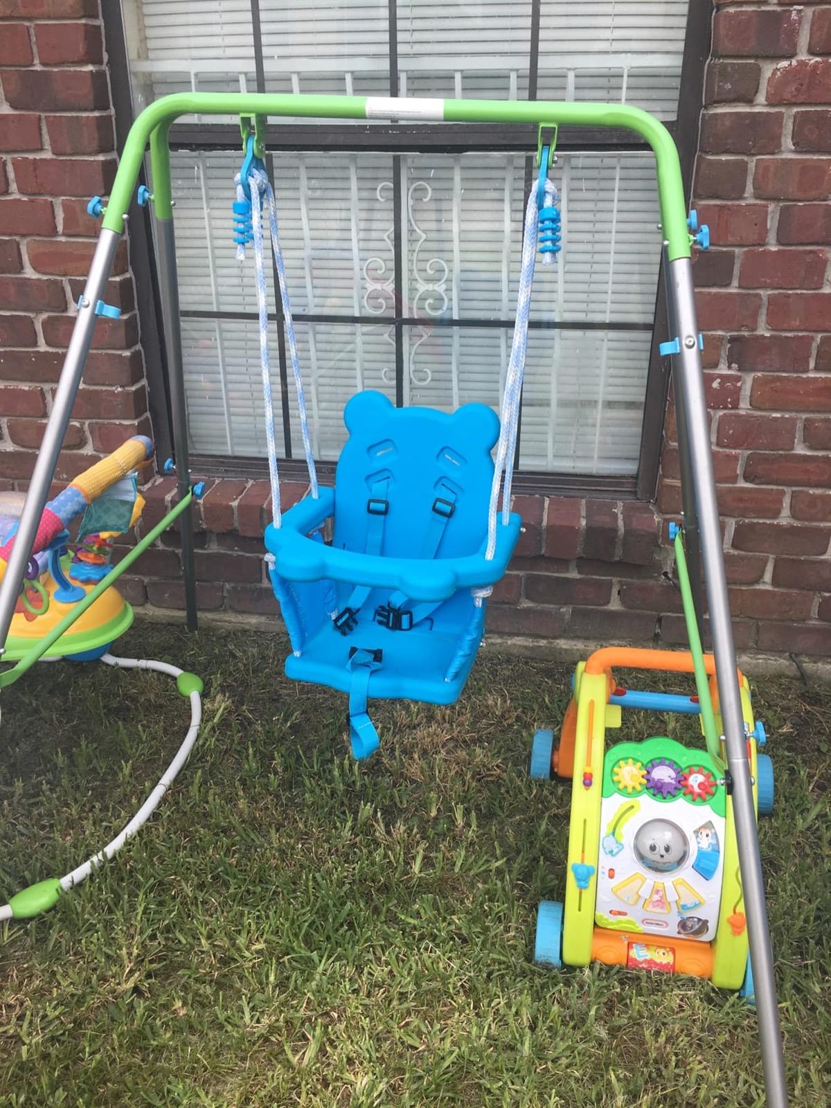 HLC Heavy Duty Metal Kids Swing Set for Backyard, Ages 3-10, 440lbs customer photo 2