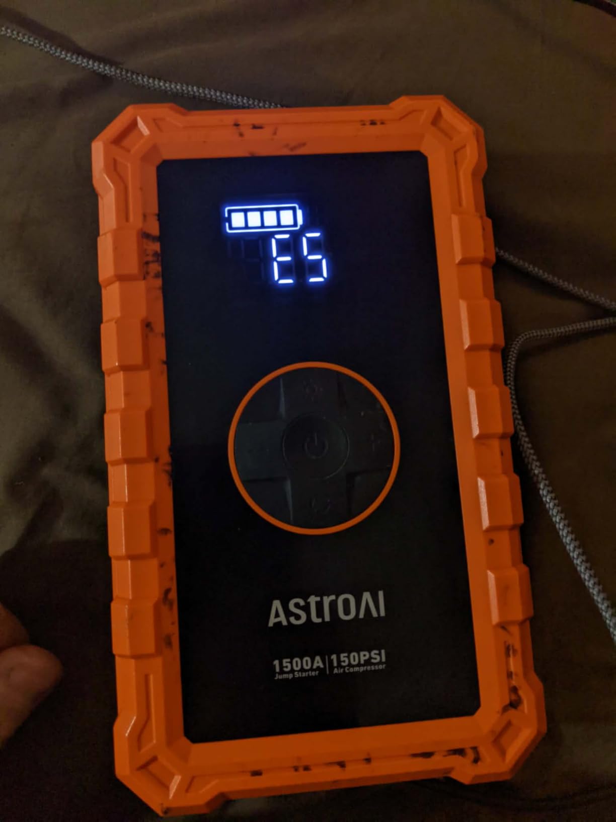 AstroAI S8 Air 3000A Jump Starter with Air Compressor, 12V Jump Box customer photo 2