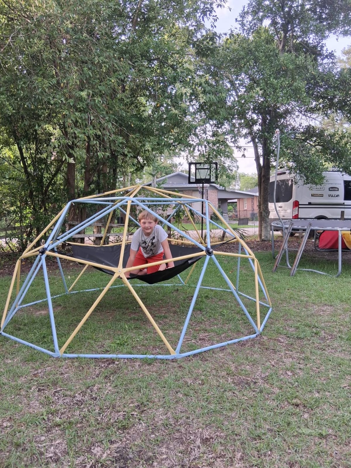 VEVOR Climbing Dome for Kids 3 to 10 Years Old 10FT Geometric Dome Climber customer photo 2