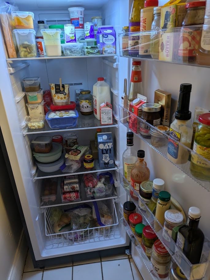 BLACK+DECKER 14 Cu. Ft. Convertible Freezer Refrigerator, Upright Freezer with Glass Shelves, ENERGY STAR rated, Frost Free, BUC1400XS, Stainless Look customer photo 1