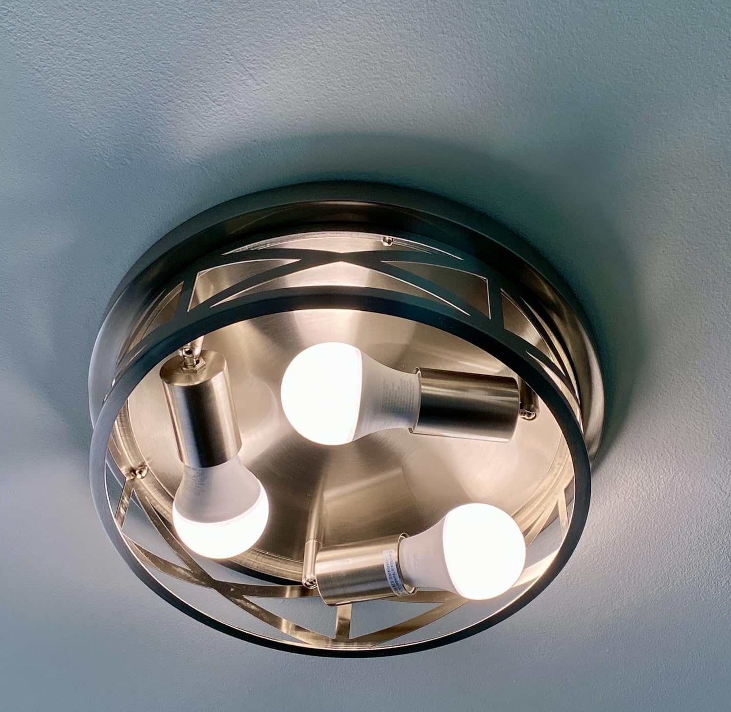 WiZ Connected Smart Light Bulbs, Sunset to Sunrise Automation + Motion Detection + Control with Voice or App, Full Color A19 60W 800LM Indoor, Matter Compatible -3 Pack customer photo 2