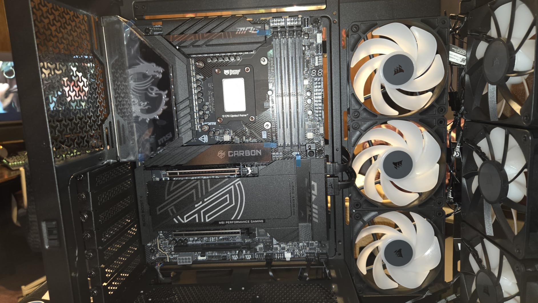 CORSAIR RS120 ARGB 120mm PWM Fans – Daisy-Chain Connection – Low-Noise – Magnetic Dome Bearing – Triple Pack – Black customer photo 1
