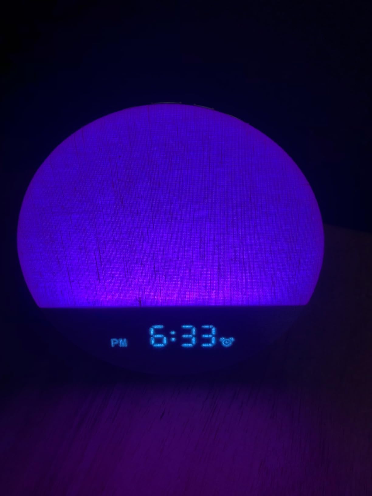 Dreamegg Sunrise Alarm Clock, Natural Wake up Light, White Noise Machine customer photo 2