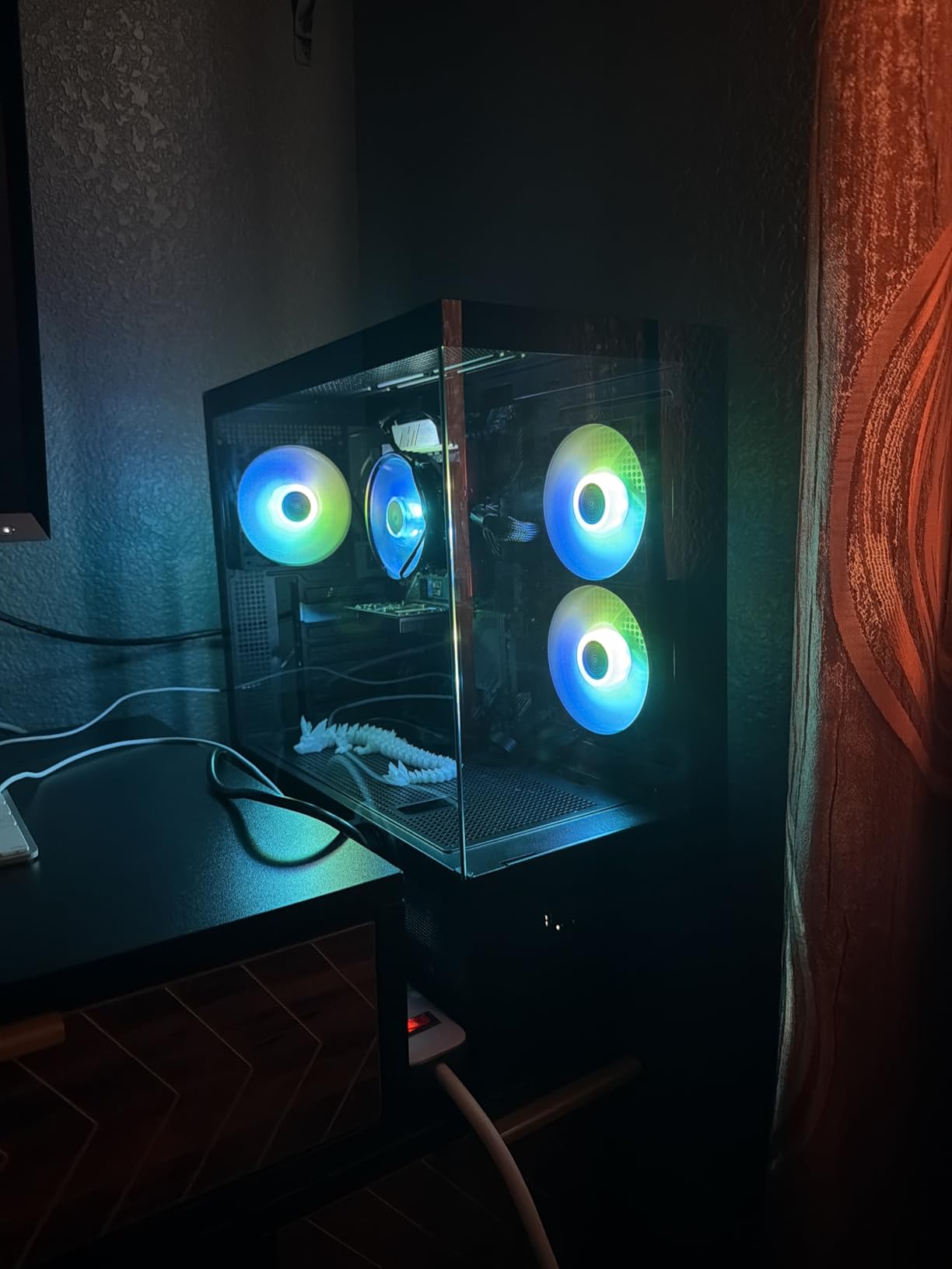 MONTECH XR Panoramic High Airflow ATX PC Case, 3 ARGB PWM Fans, Black customer photo 1