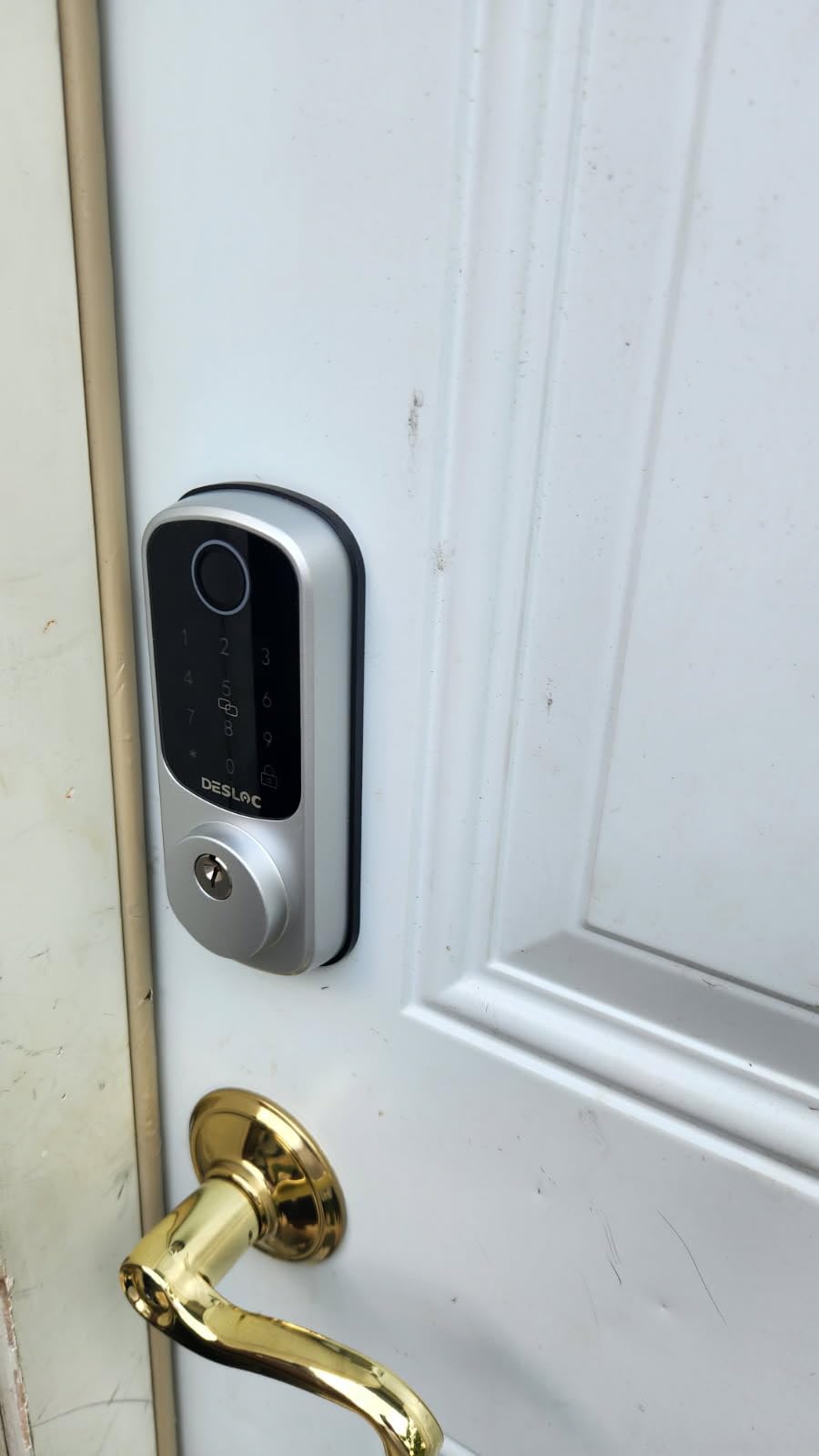 DESLOC B200 Fingerprint Smart Door Lock, Keyless Entry Deadbolt customer photo 2