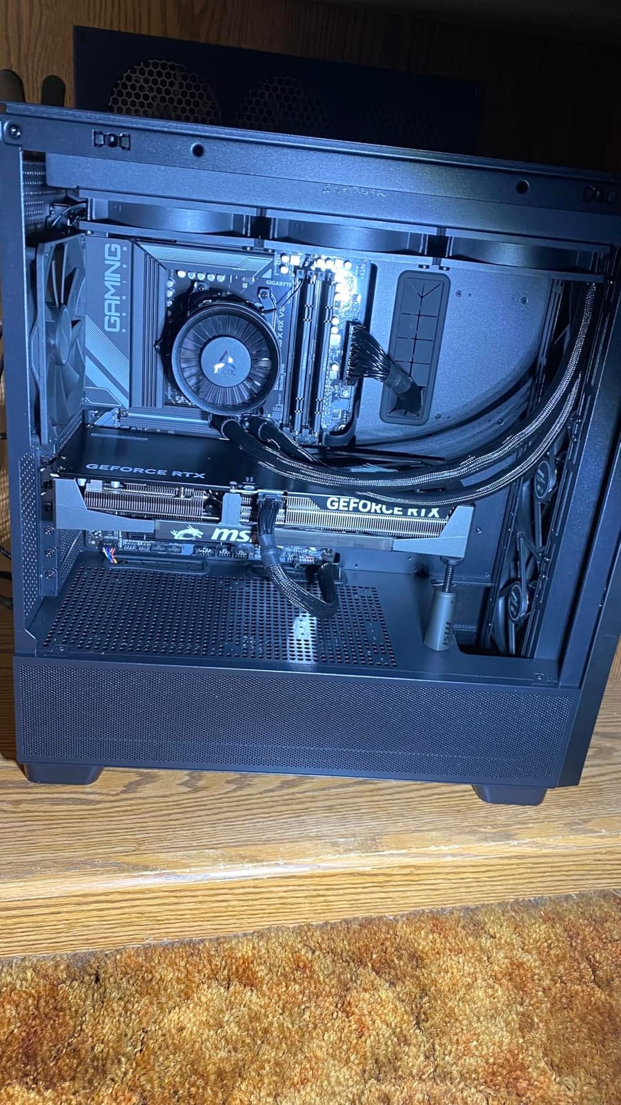 Antec Flux Wood Mid-Tower E-ATX PC Case, 5 PWM Fans Included, Black customer photo 1