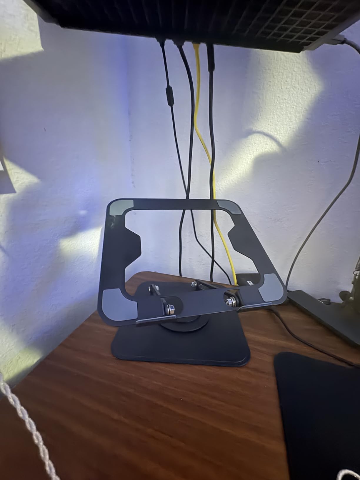LOXP Adjustable Laptop Stand, Computer Stand with 360 Rotating Base customer photo 1