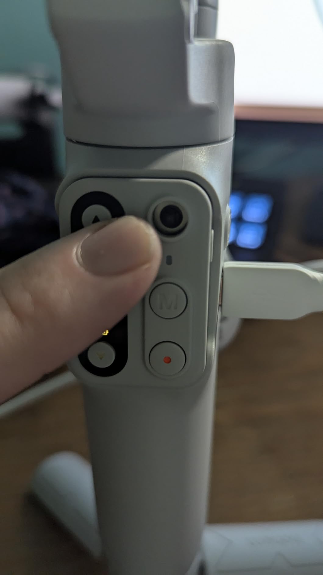 hohem iSteady X3 SE 3-Axis Gimbal Stabilizer for iPhone & Android, Black customer photo 2