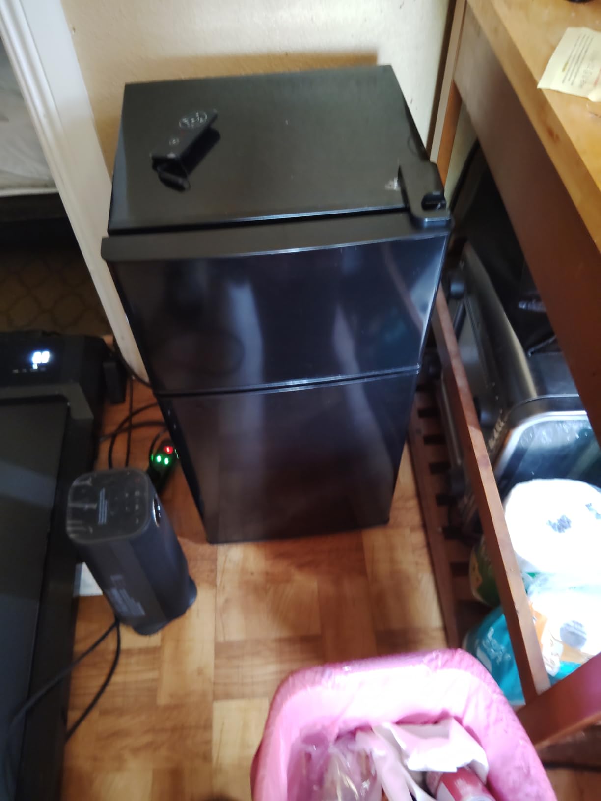 DEMULLER 45L Personal Double‑Door Mini Fridge With Freezer, Black customer photo 1