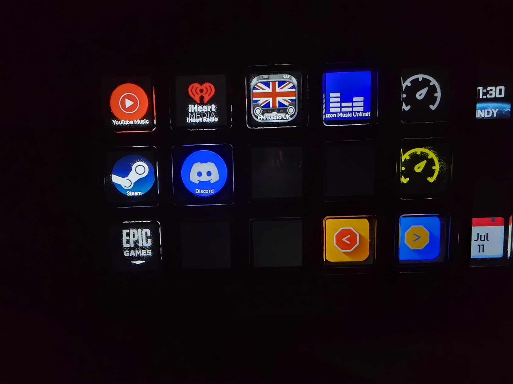 SOOMFON Stream Controller Studio Control Deck 15 Macro Keys and Dashboard customer photo 1