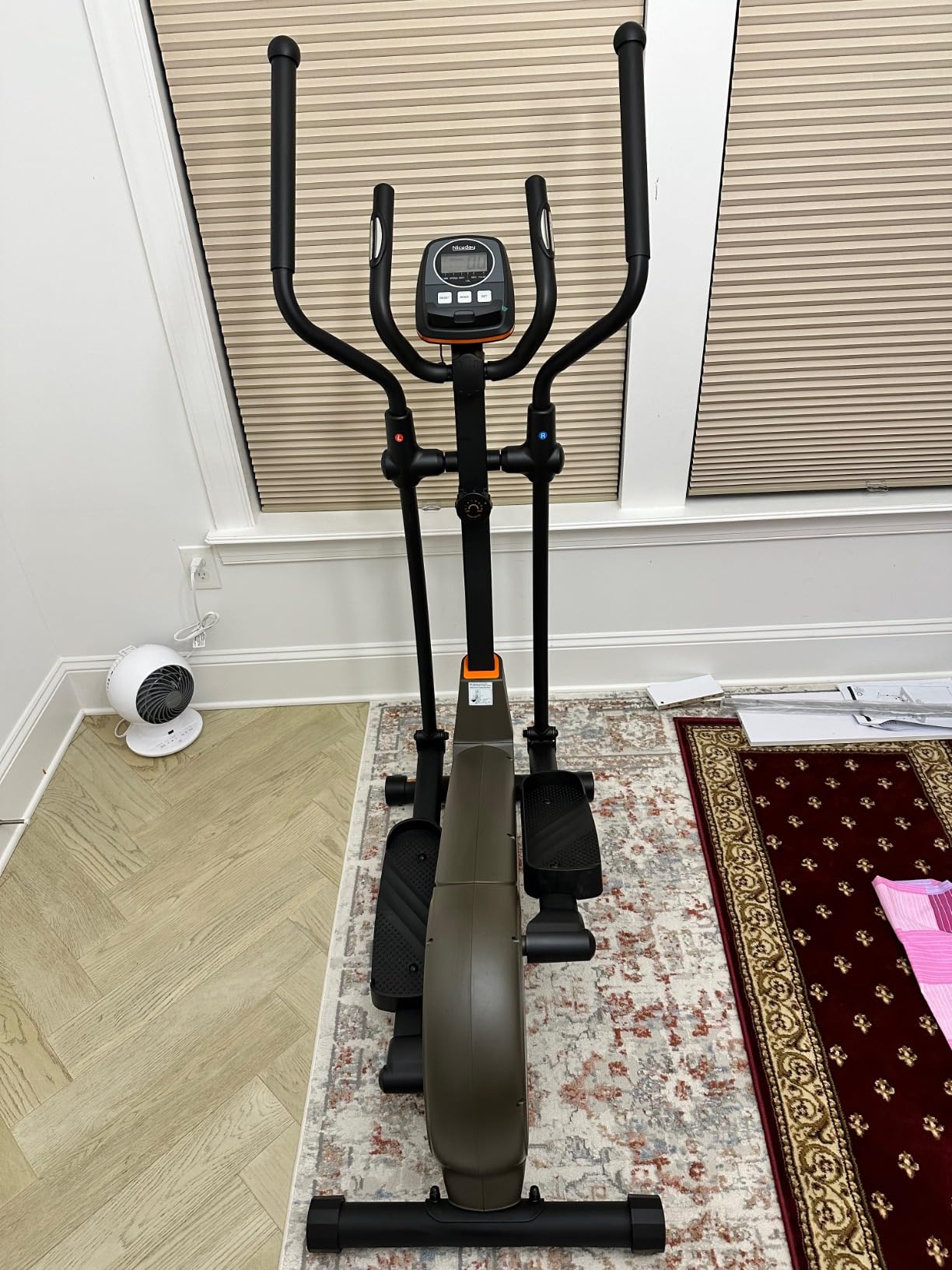 Niceday Elliptical Exercise Machine with 15.5/18/19IN Long Stride customer photo 1