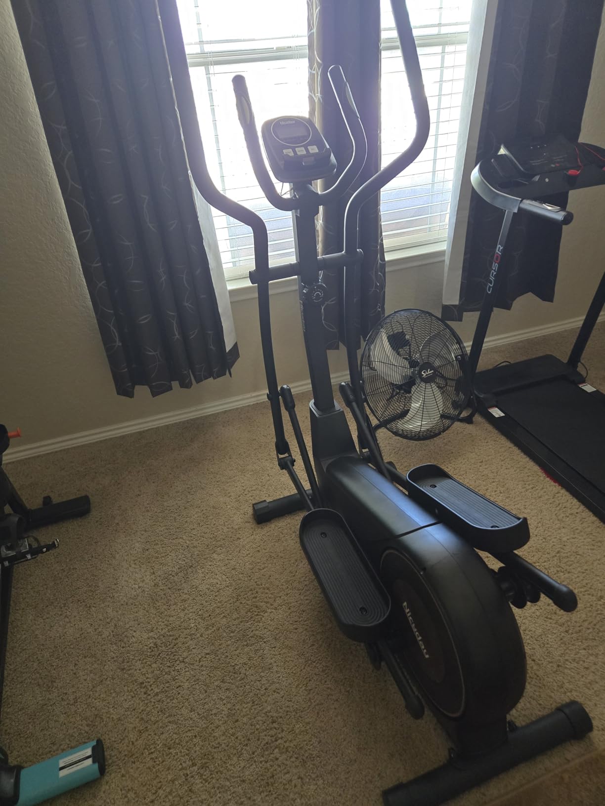 Niceday Elliptical Exercise Machine with 15.5/18/19IN Long Stride customer photo 2