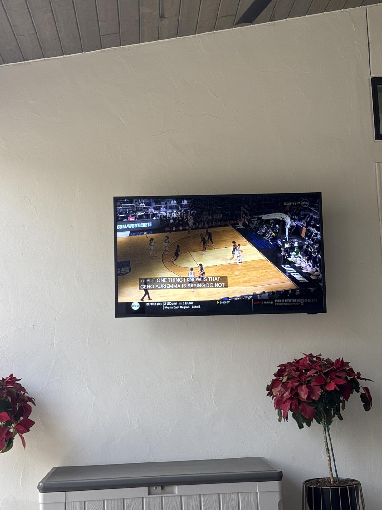 Samsung 65-Inch Class Neo QLED 4K The Terrace Partial Sun, Quantum HDR+, Dolby Atmos, Wide Viewing Angle, Weather Resistant, Anti-Glare Outdoor Smart TV w/Alexa Built-in, (QN65LST7DAFXZA, 2024 Model) customer photo 2