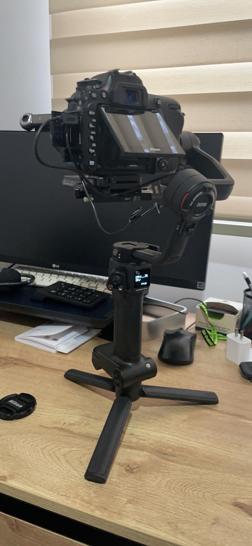ZHIYUN Crane 4E 3-Axis Camera Stabilizer for DSLR and Mirrorless Cameras customer photo 2